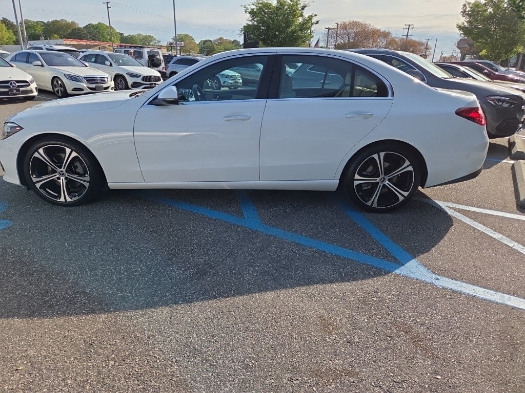 2024 Mercedes Benz C 300 photo 4