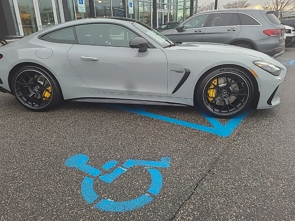 2025 Mercedes Benz AMG GT photo 2