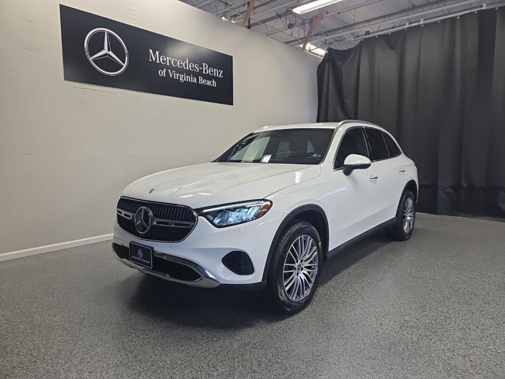 2025 Mercedes-Benz GLC Base