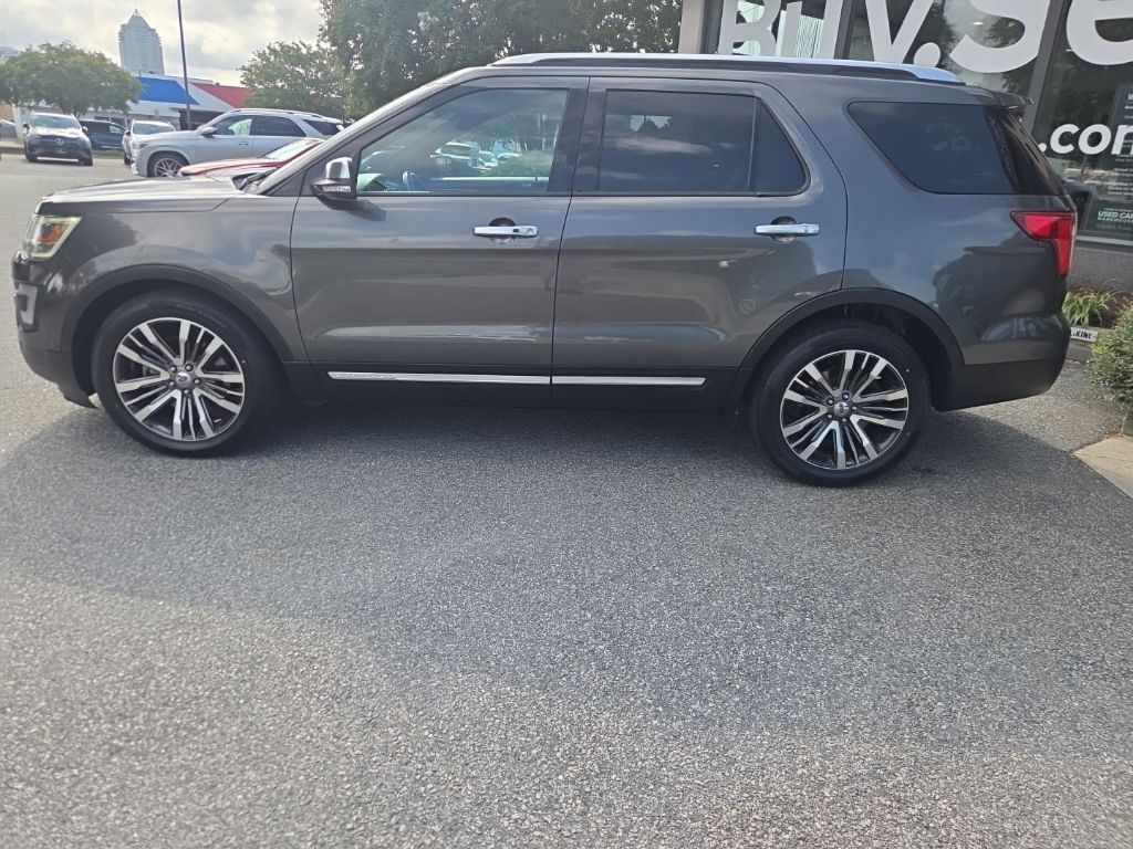 2017 Ford Explorer Platinum - Photo 6