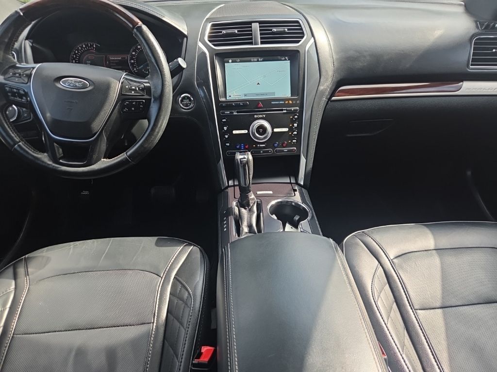 2017 Ford Explorer Platinum - Photo 16