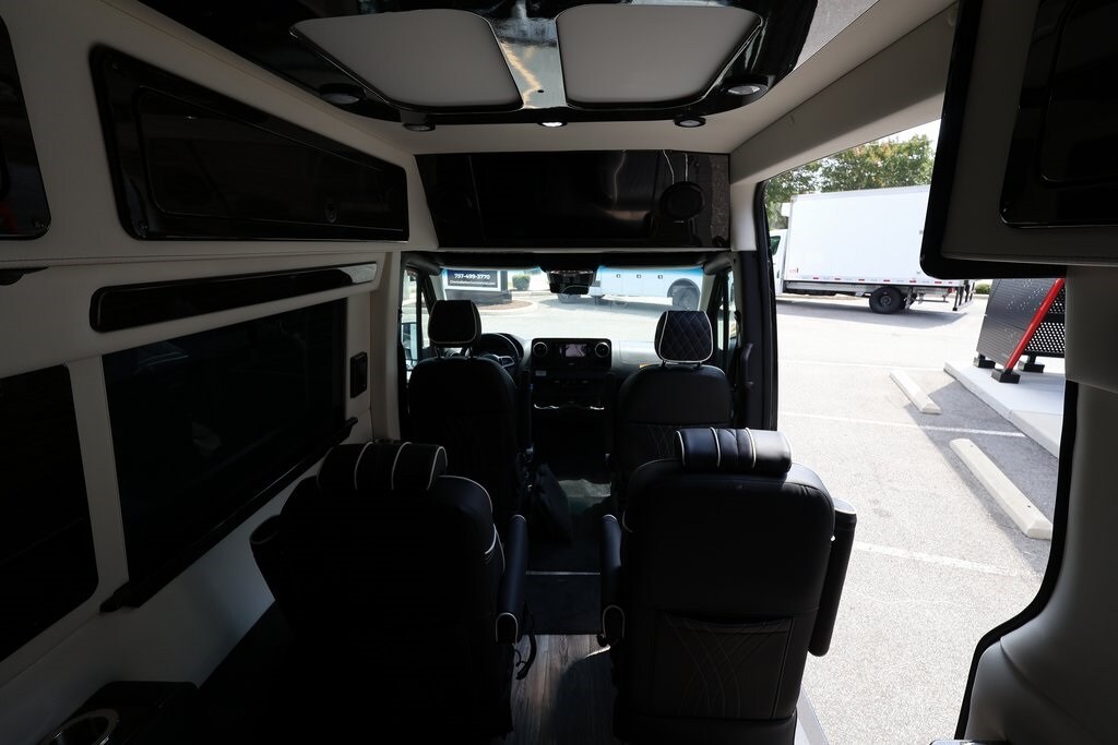 2024 Mercedes-Benz Sprinter Cargo Van Base - Photo 10