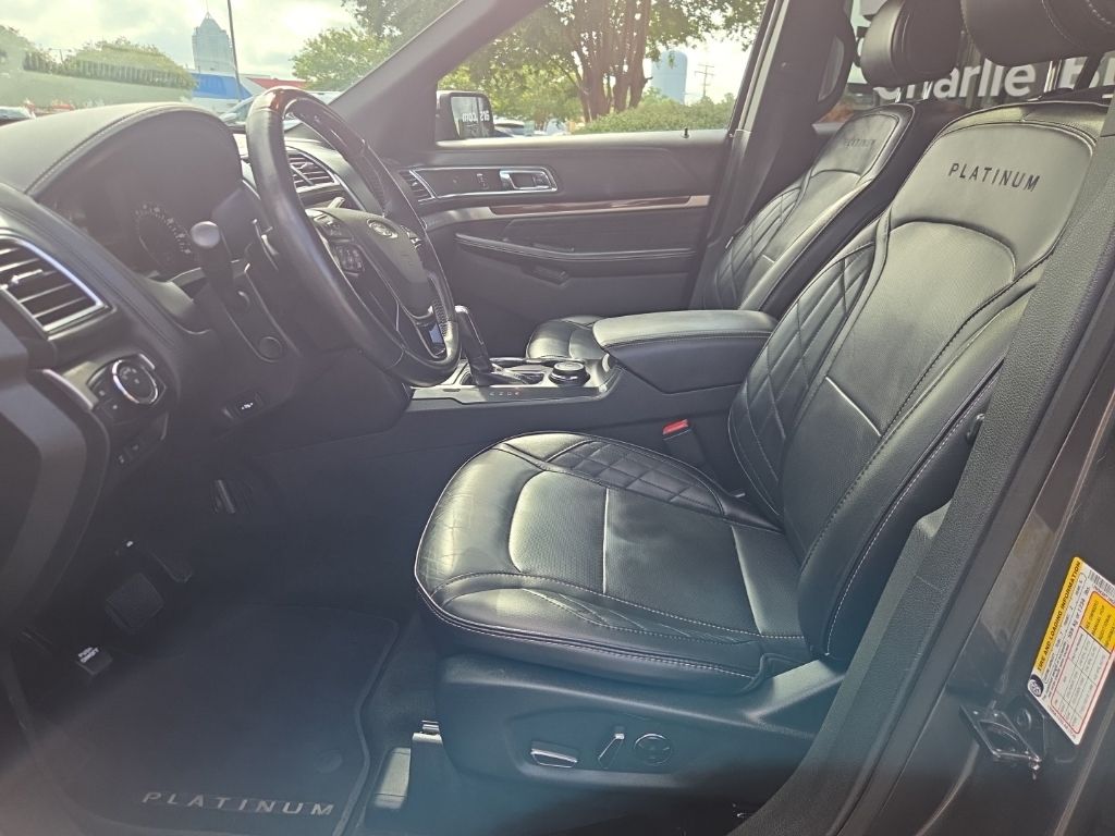 2017 Ford Explorer Platinum - Photo 15