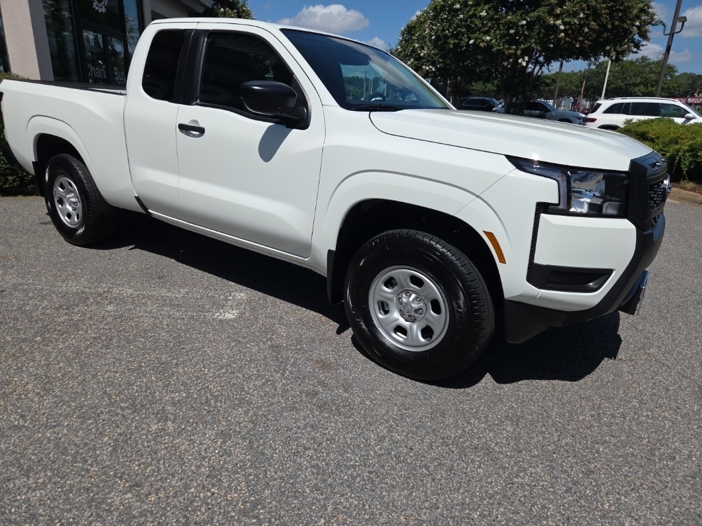 Used 2025 Nissan Frontier S Truck