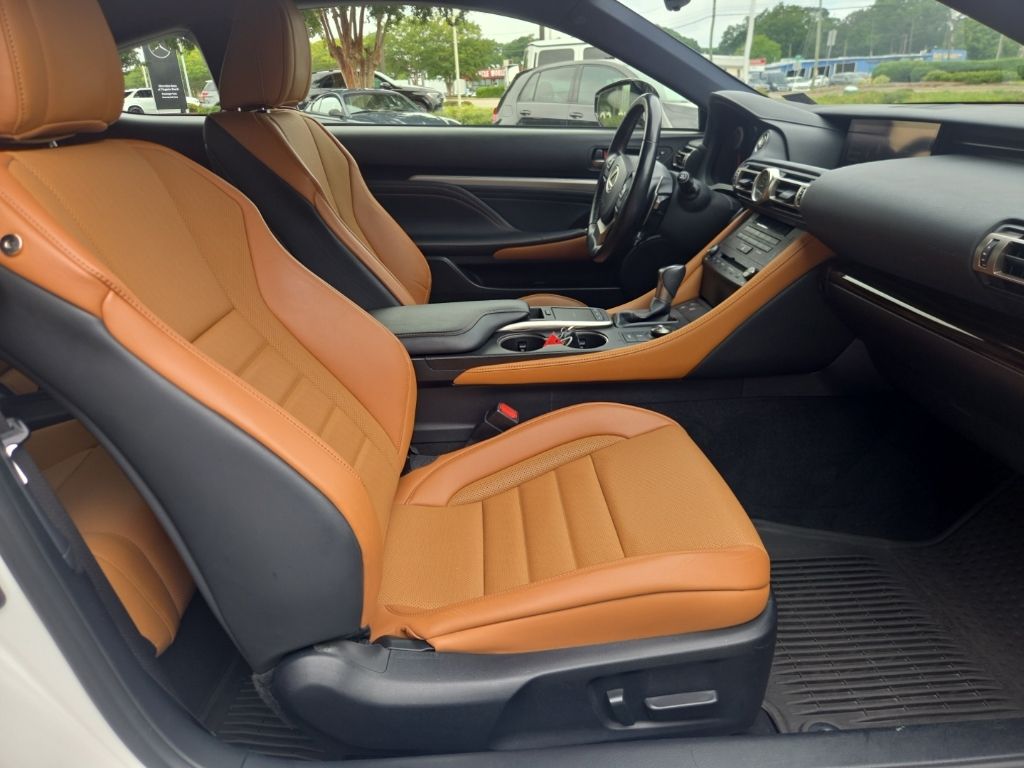 2020 Lexus RC 300 - Photo 19