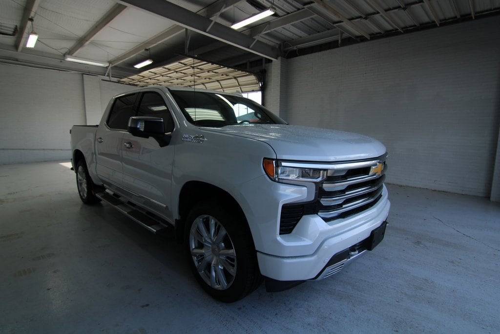 Used 2024 Chevrolet Silverado 1500 High Country with VIN 3GCUDJED8RG251378 for sale in Mcallen, TX