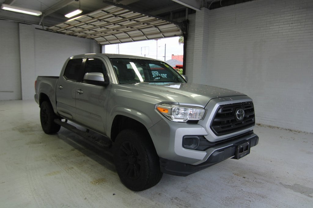 Used 2019 Toyota Tacoma SR with VIN 5TFAX5GNXKX158015 for sale in Mcallen, TX