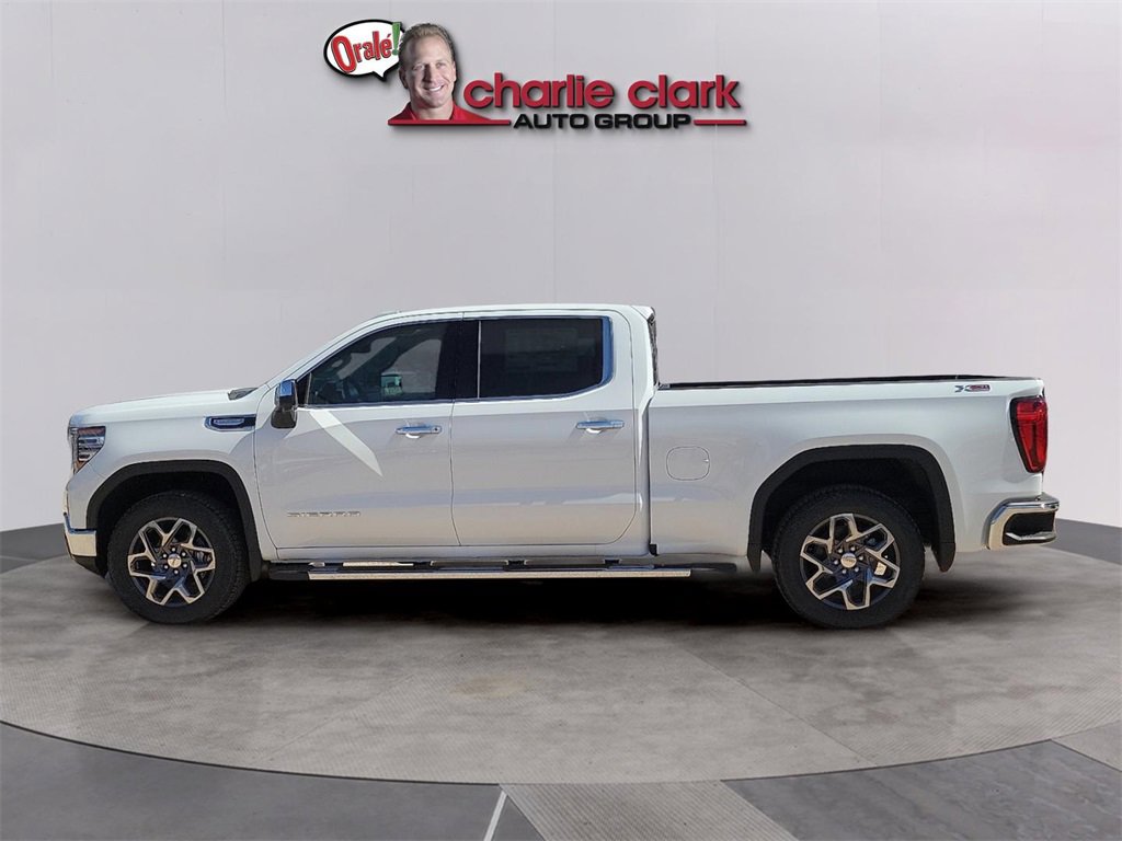 2025 Gmc Sierra 1500 SL photo 2