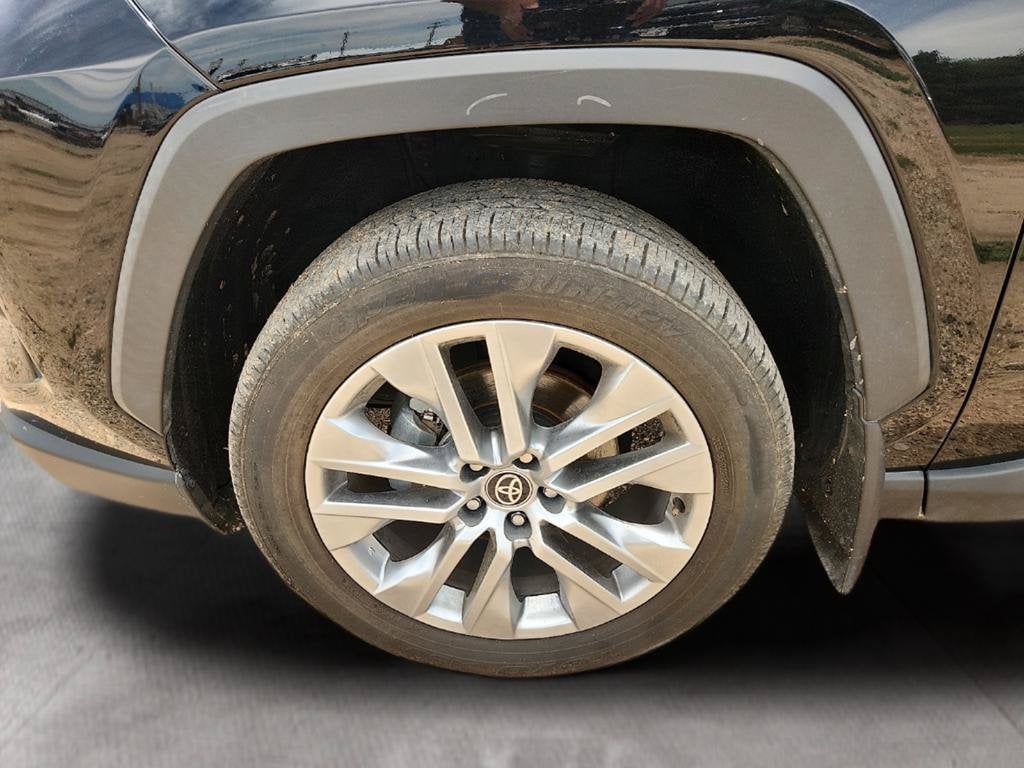 2024 Toyota RAV4 XLE Premium - Photo 23