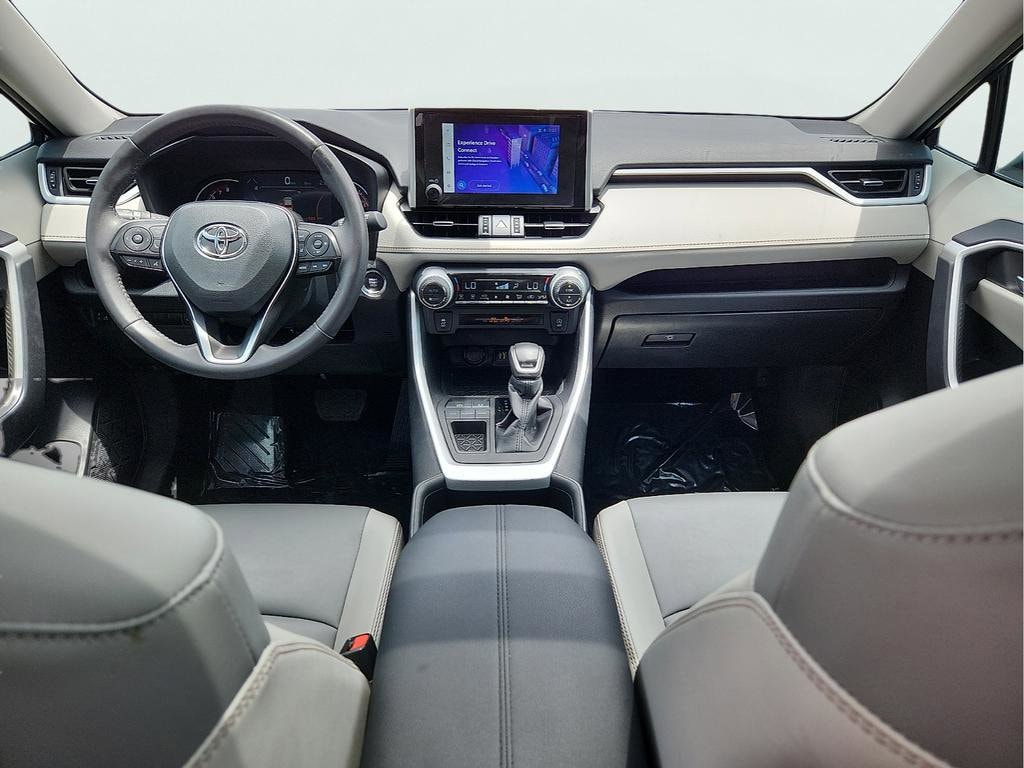 2024 Toyota RAV4 XLE Premium - Photo 10