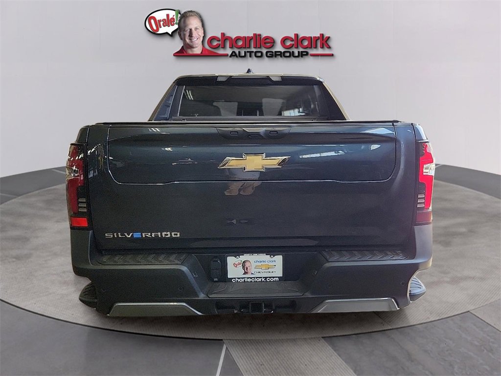 2025 Chevrolet Silverado EV LT photo 3