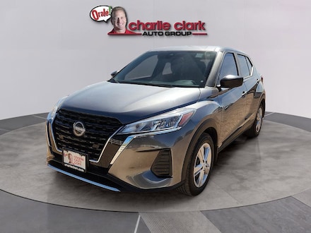 2024 Nissan Kicks S