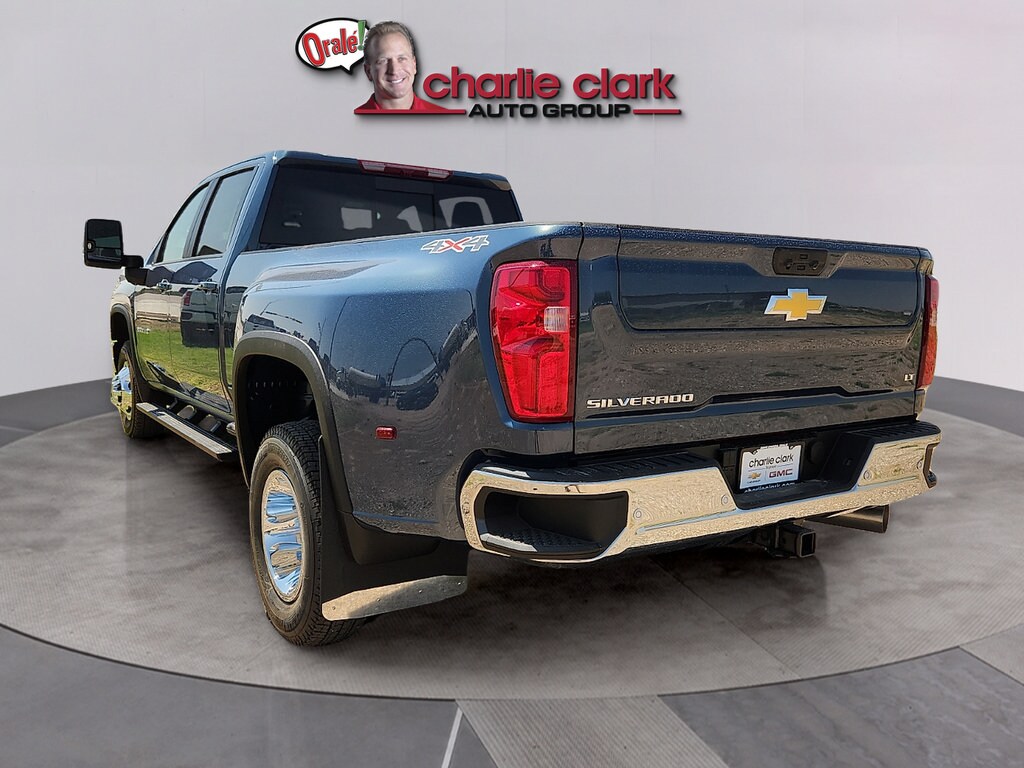 2026 Chevrolet Silverado 3500 HD LT - Photo 3
