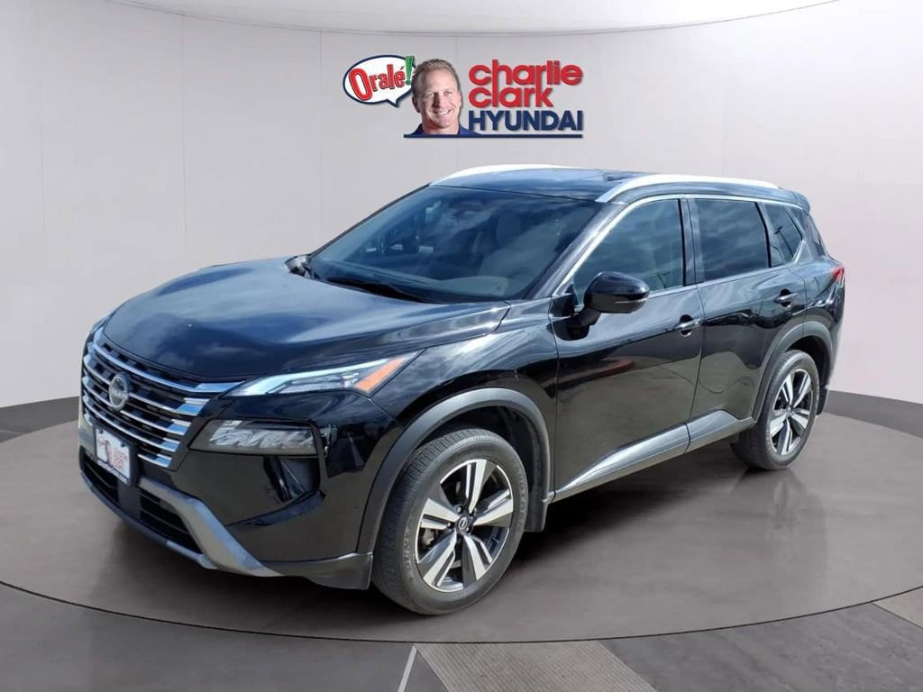 2024 Nissan Rogue SL FWD's photo
