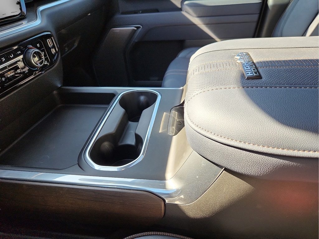 2026 Chevrolet Silverado 2500 HD High Country - Photo 21