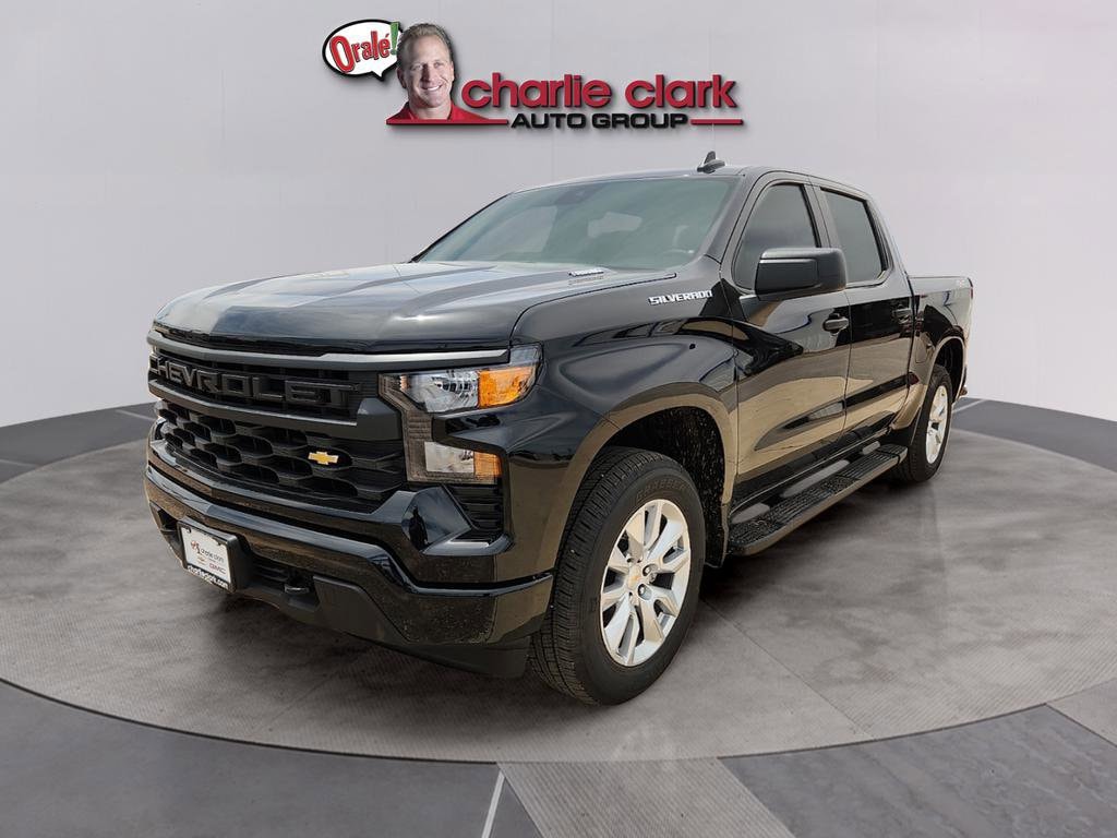 2026 Chevrolet Silverado 1500 Custom 4X4 Crew Cab Short Box's photo