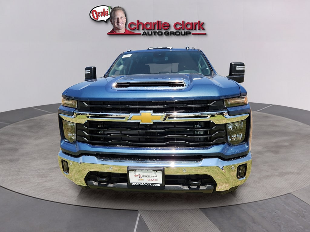 2026 Chevrolet Silverado 3500 HD LT - Photo 8