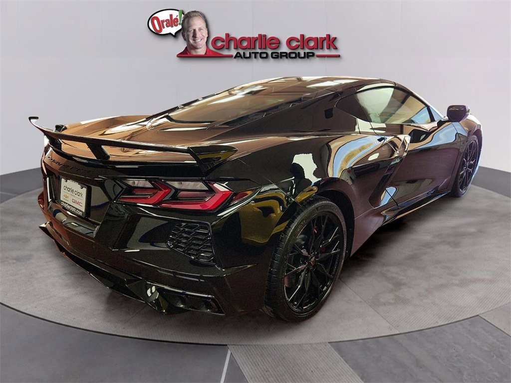 2026 Chevrolet Corvette Stingray 2LT photo 4