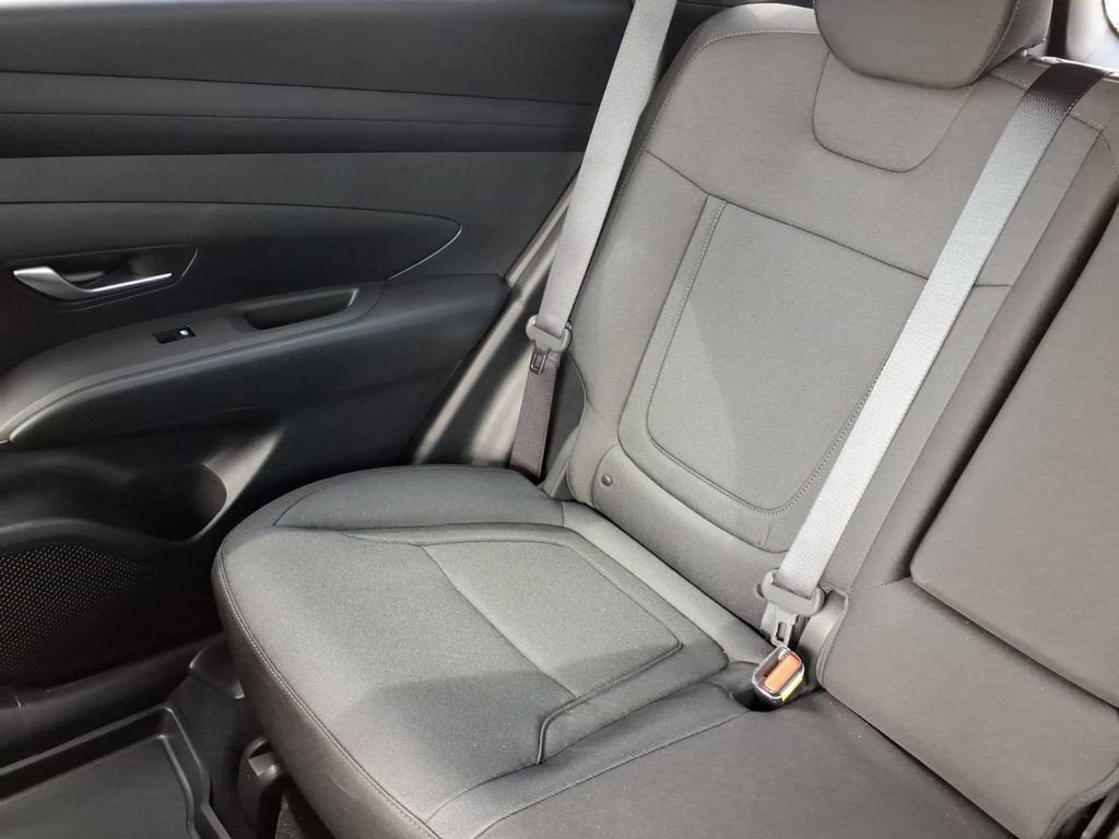 2026 Hyundai Tucson SE - Photo 16