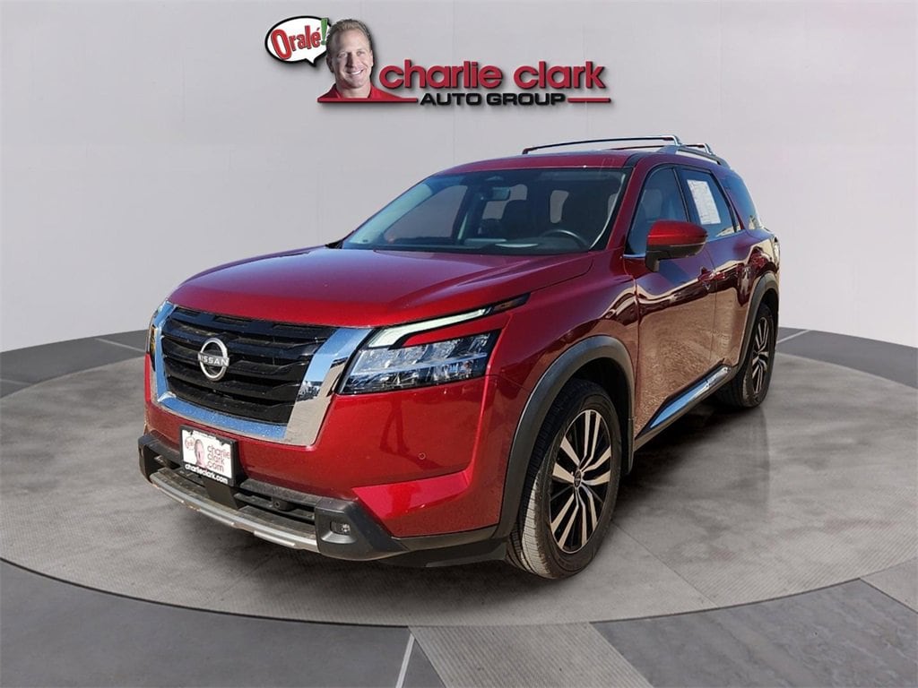 Used 2023 Nissan Pathfinder Platinum
