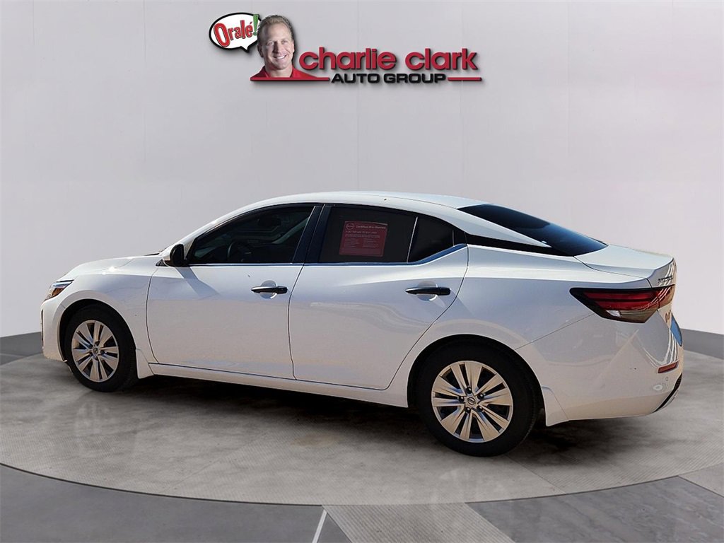 2025 Nissan Sentra S photo 2