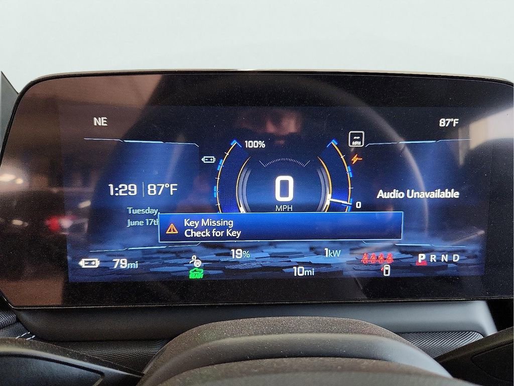2025 Chevrolet Silverado EV LT - Photo 22