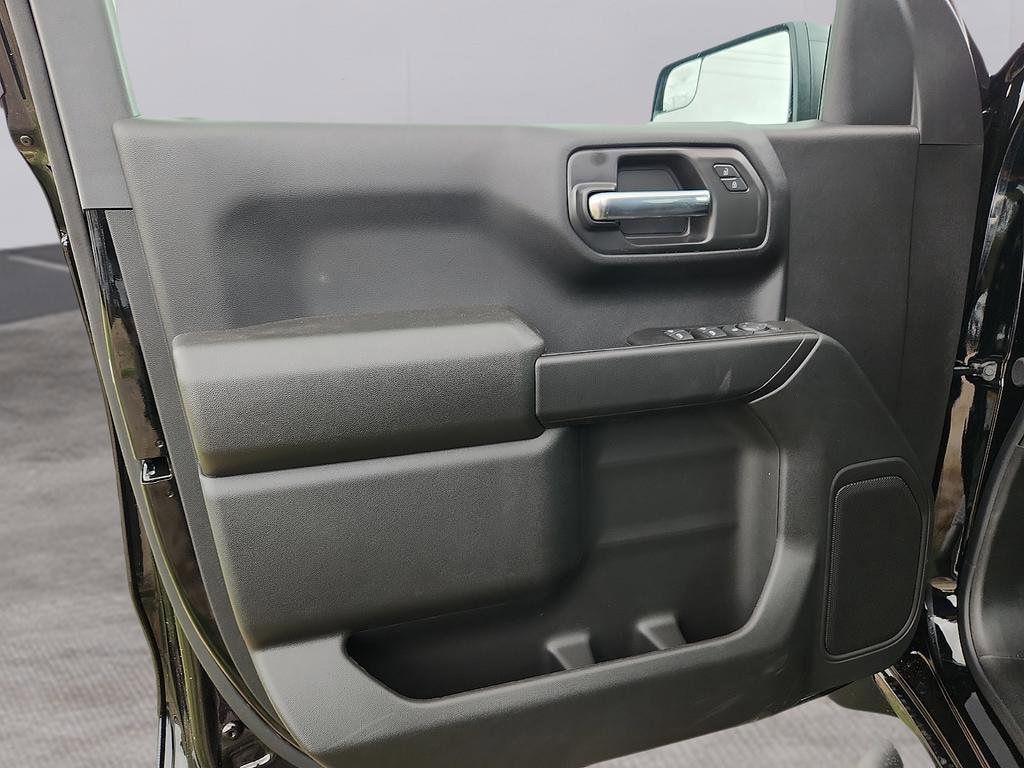 2026 Chevrolet Silverado 1500 Custom - Photo 11