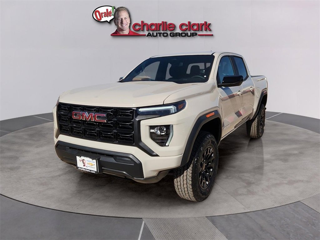 2026 GMC Canyon Elevation's photo
