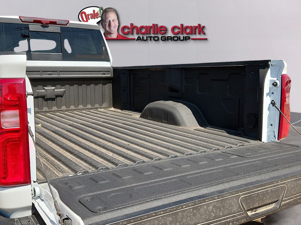 2026 Chevrolet Silverado 3500 HD High Country - Photo 9