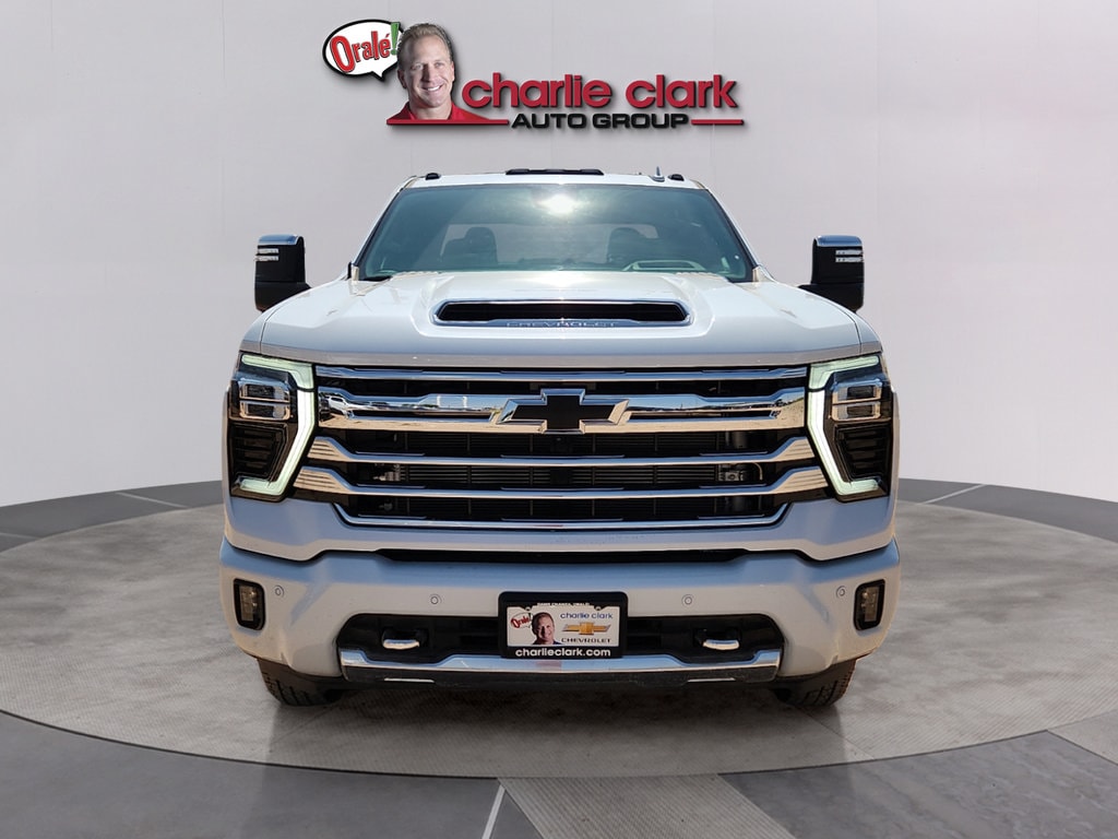 2026 Chevrolet Silverado 3500 HD High Country - Photo 8