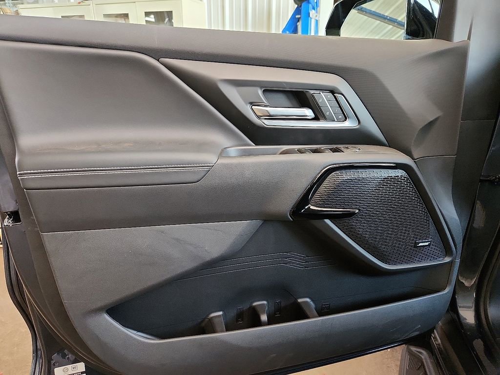 2025 Chevrolet Silverado EV LT - Photo 13