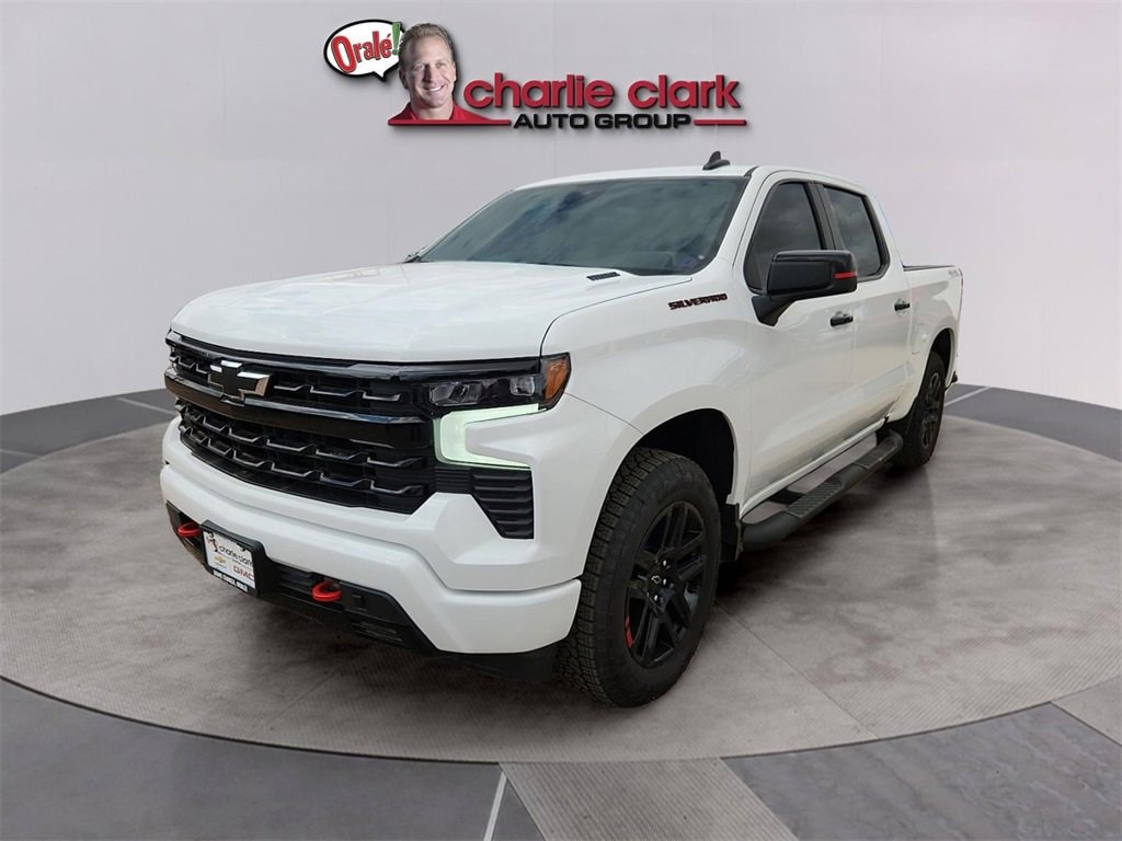 2025 Chevrolet Silverado 1500 RST's photo