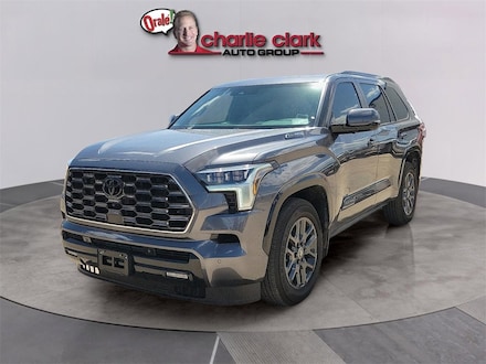 2025 Toyota Sequoia SR5