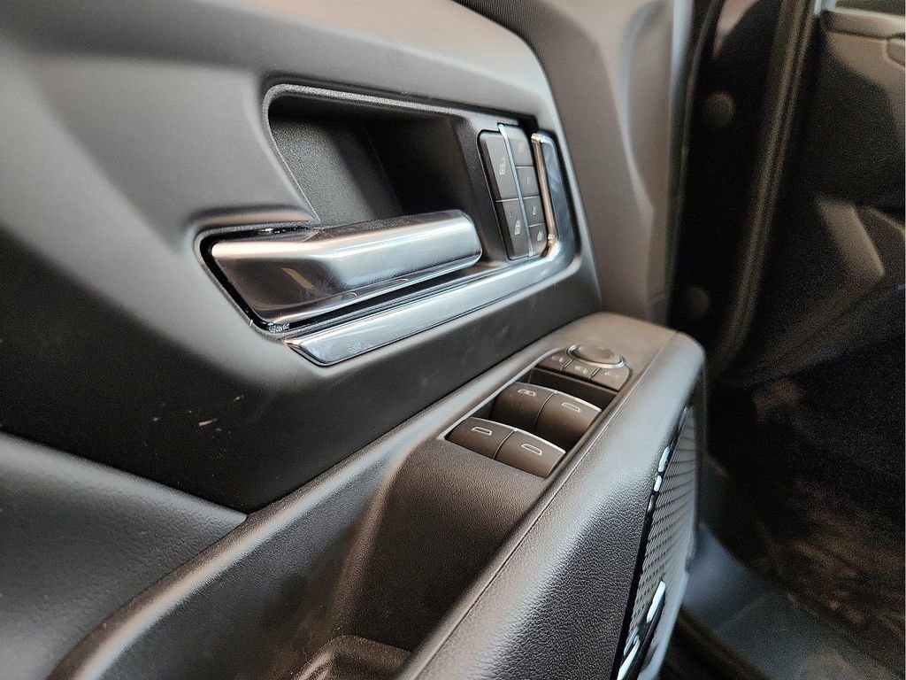 2025 Chevrolet Silverado EV LT - Photo 14