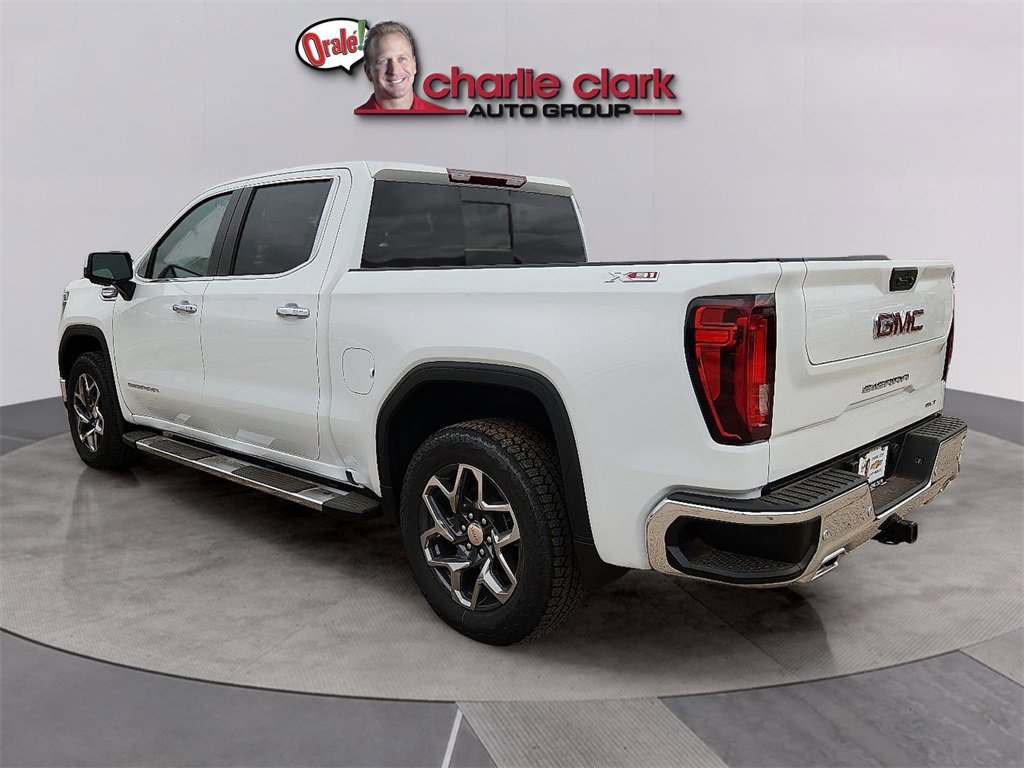 2025 Gmc Sierra 1500 SLT X photo 2