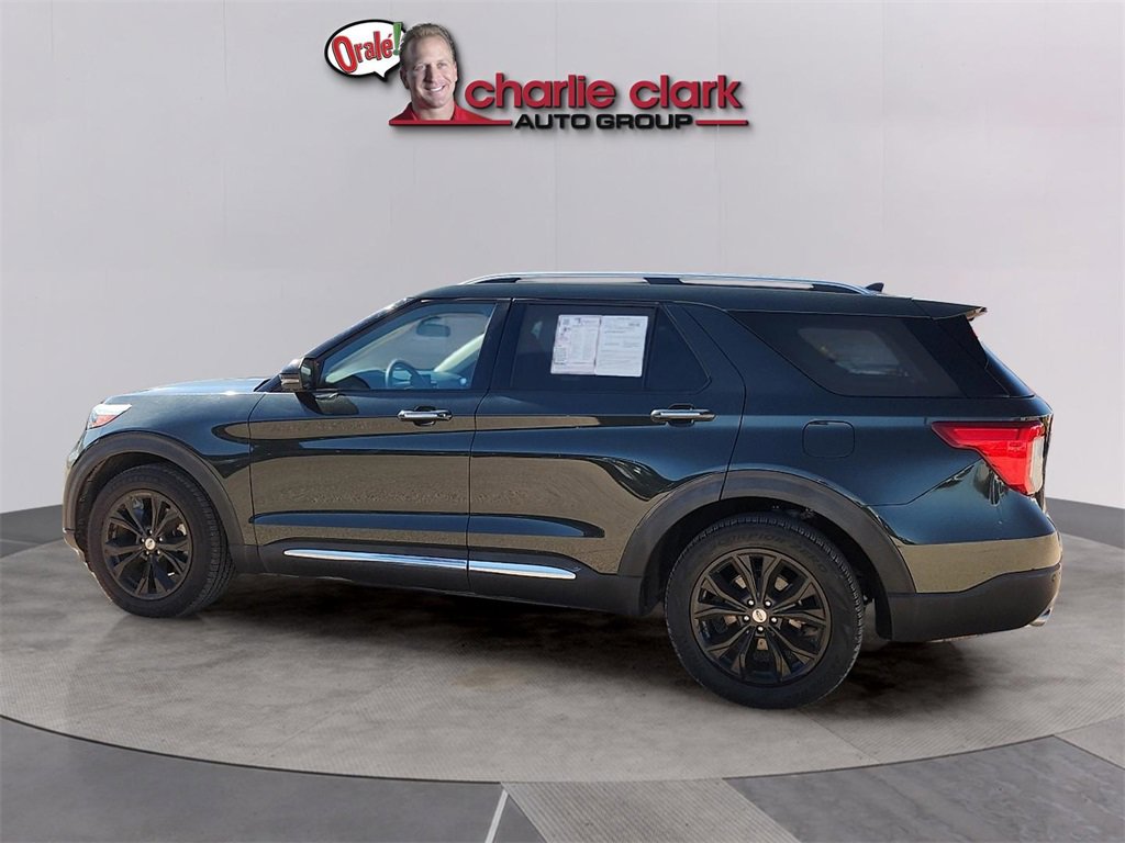 2023 Ford Explorer Limited photo 2