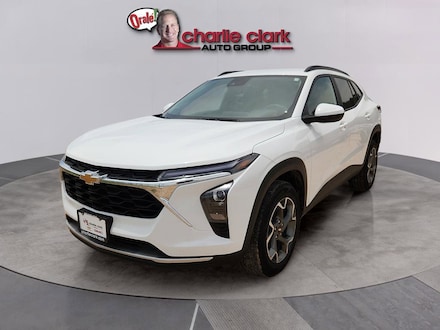 2025 Chevrolet Trax LT SUV