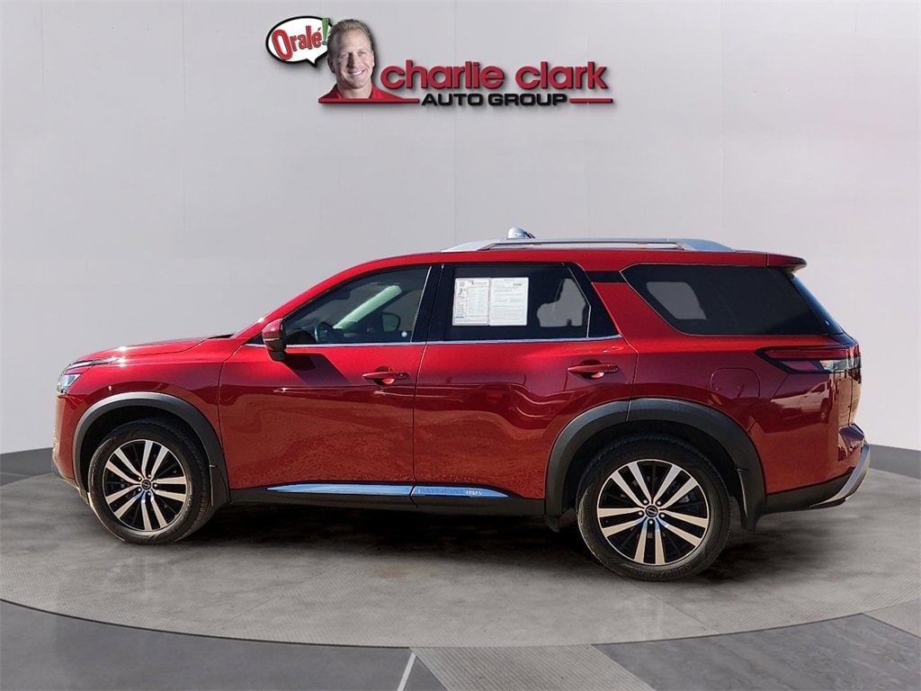 Used 2023 Nissan Pathfinder Platinum