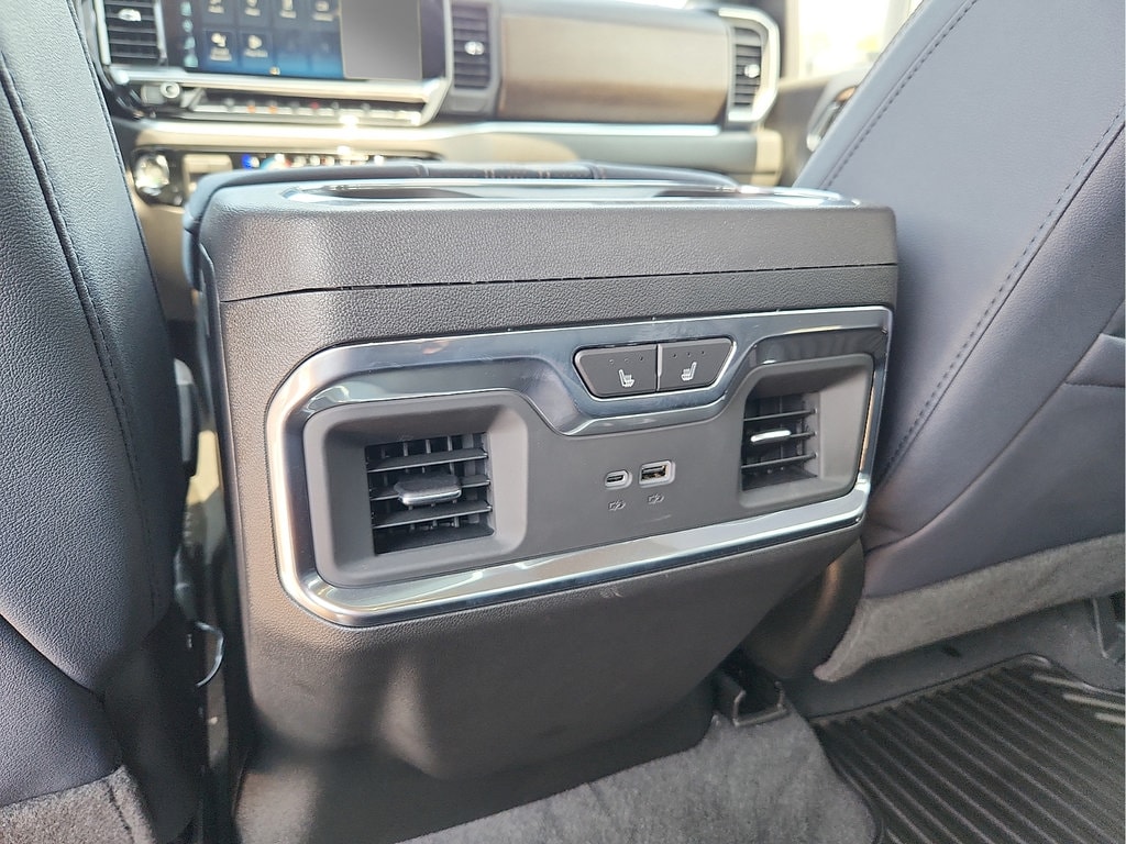 2026 Chevrolet Silverado 3500 HD High Country - Photo 10