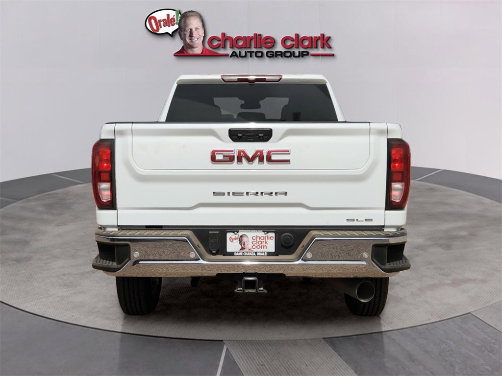 2025 Gmc Sierra 2500 HD SLE photo 4