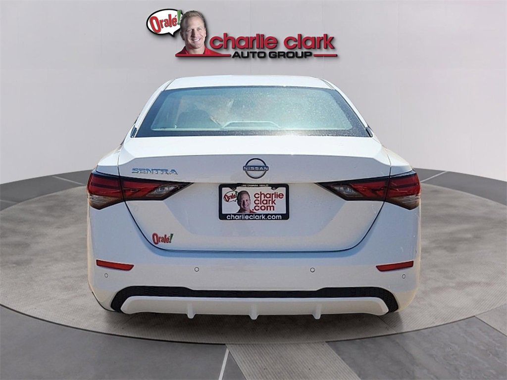 2025 Nissan Sentra S photo 4
