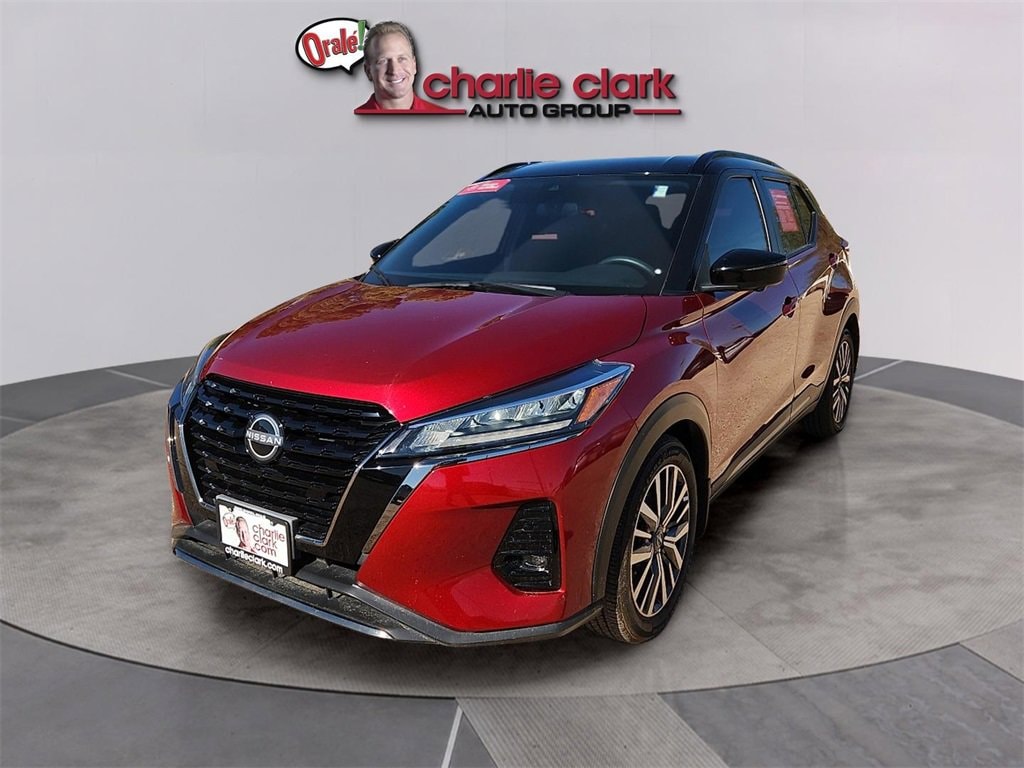 Used 2023 Nissan Kicks SR