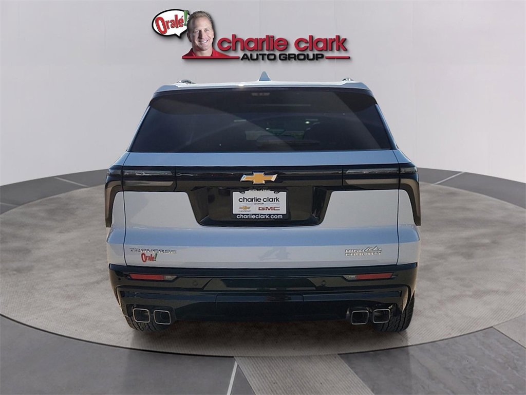 2026 Chevrolet Traverse High Country photo 4