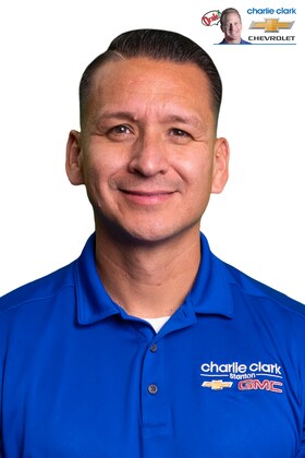 Staff member Alonso Jimenez from ID_2cc20b
