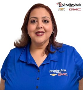 Staff member Melissa Dominguez from ID_7e271d