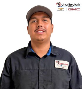 Staff member Fernando Chavez from ID_7e271d