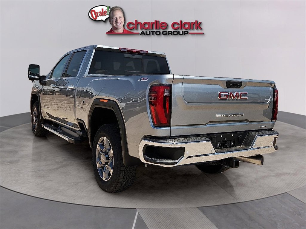 2025 Gmc Sierra 2500 HD SLT photo 3
