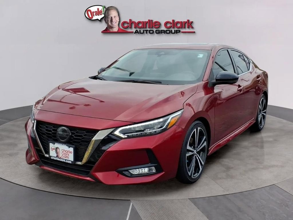2023 Nissan Sentra SR CVT's photo