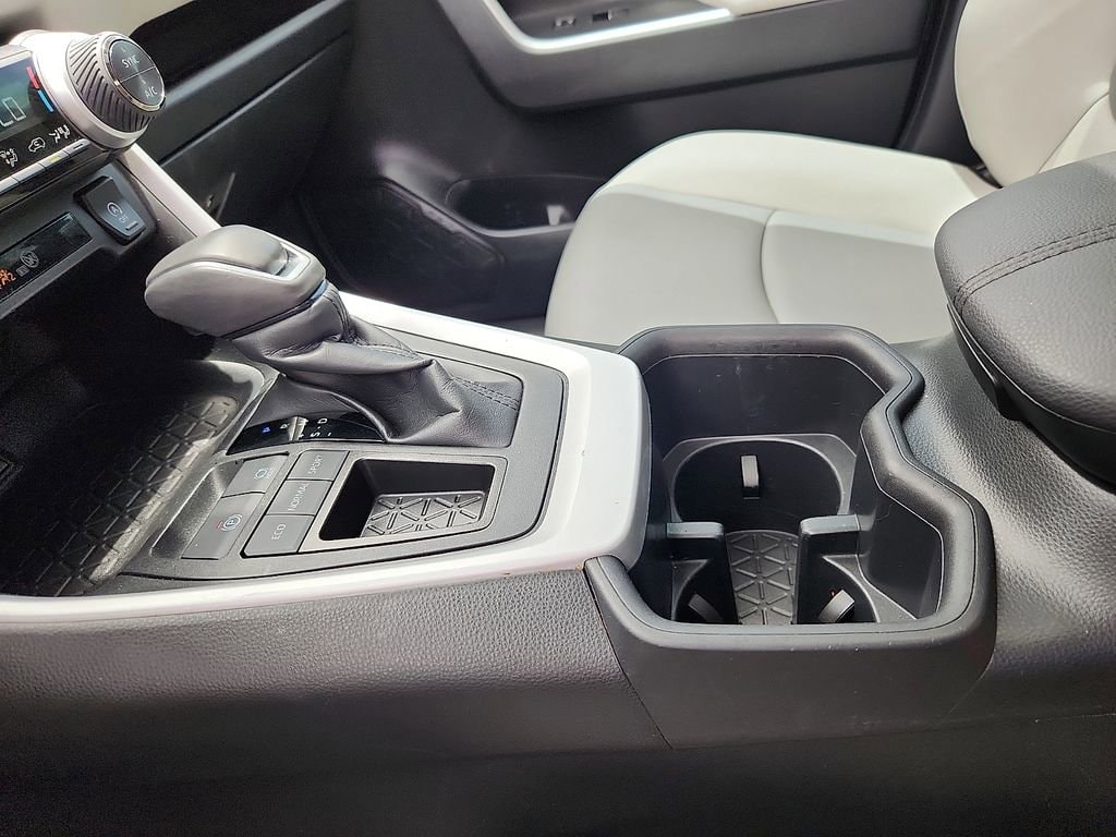 2024 Toyota RAV4 XLE Premium - Photo 22