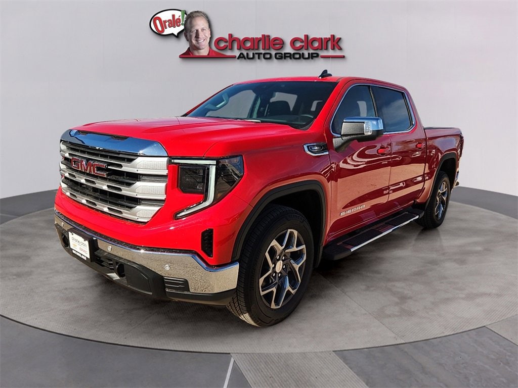 2026 GMC Sierra 1500 SLE's photo